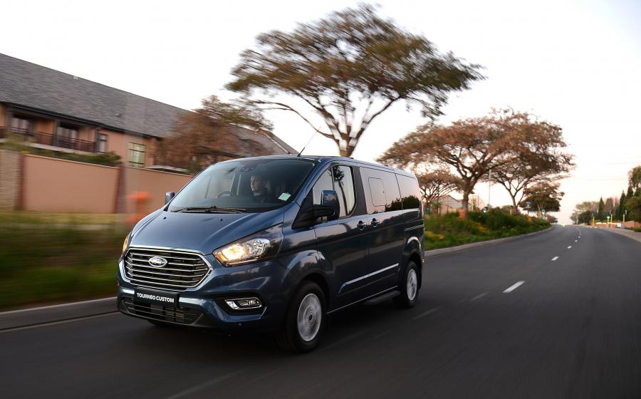  Ford Tourneo Custom Limited 2019 года  (ZA) (фото 18 из 40)